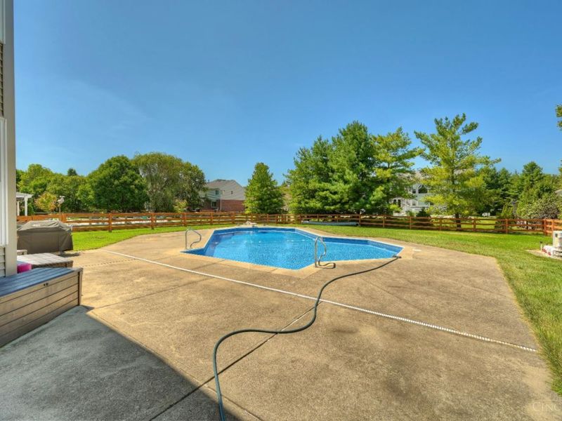 5925 Milburne Drive, Miami Township, OH 45150 Photo 27