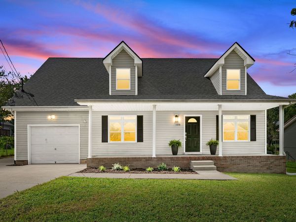 108 Oak Tree Dr, Oak Grove, KY 42262