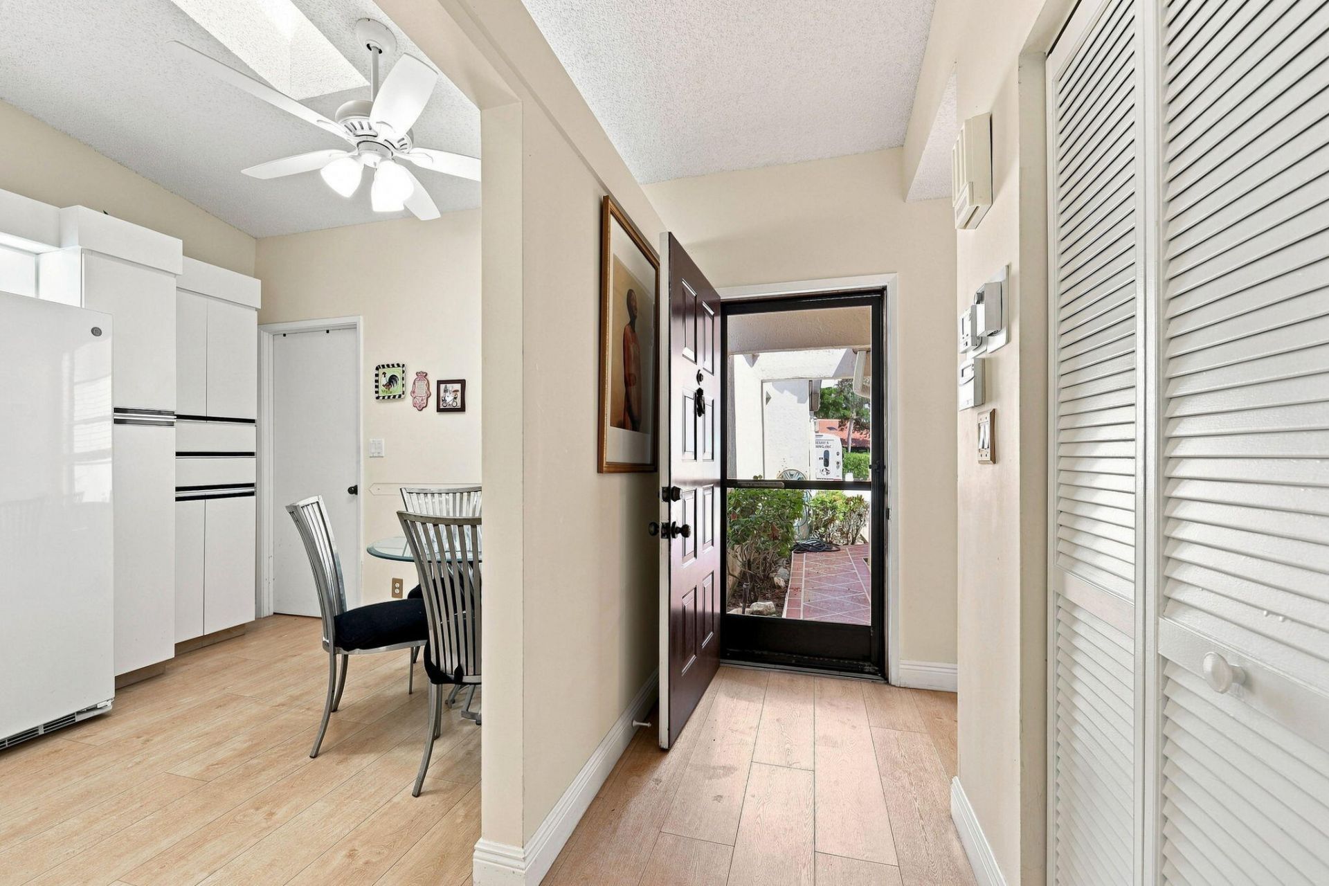 6013 Sunny Pointe Circle, Delray Beach, FL 33484 Photo