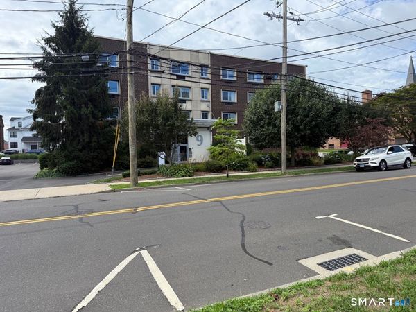 9 Mott , Unit 305, Norwalk, CT 06850