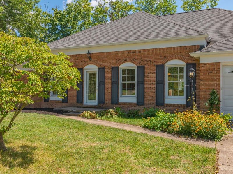 4305 Berryhill Lane, Blue Ash, OH 45242 Photo 4