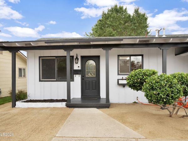 201 Gault Way, Sparks, NV 89431