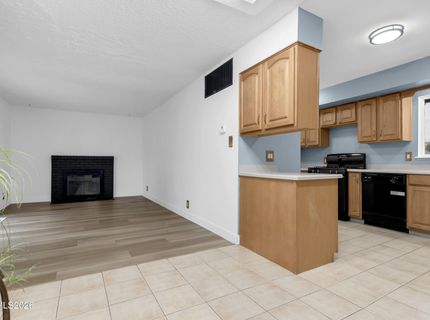 201 Gault Way, Sparks, NV 89431 Photo