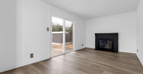201 Gault Way, Sparks, NV 89431 Photo