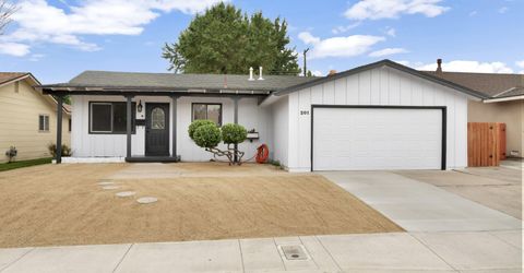 201 Gault Way, Sparks, NV 89431 Photo