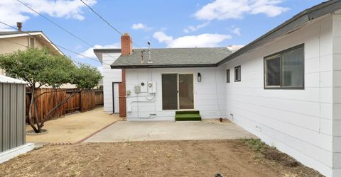 201 Gault Way, Sparks, NV 89431 Photo