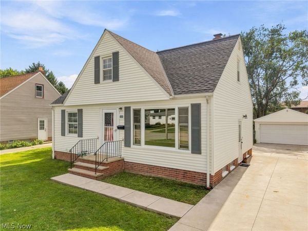 1666 Ridgeview Drive , Wickliffe, OH 44092