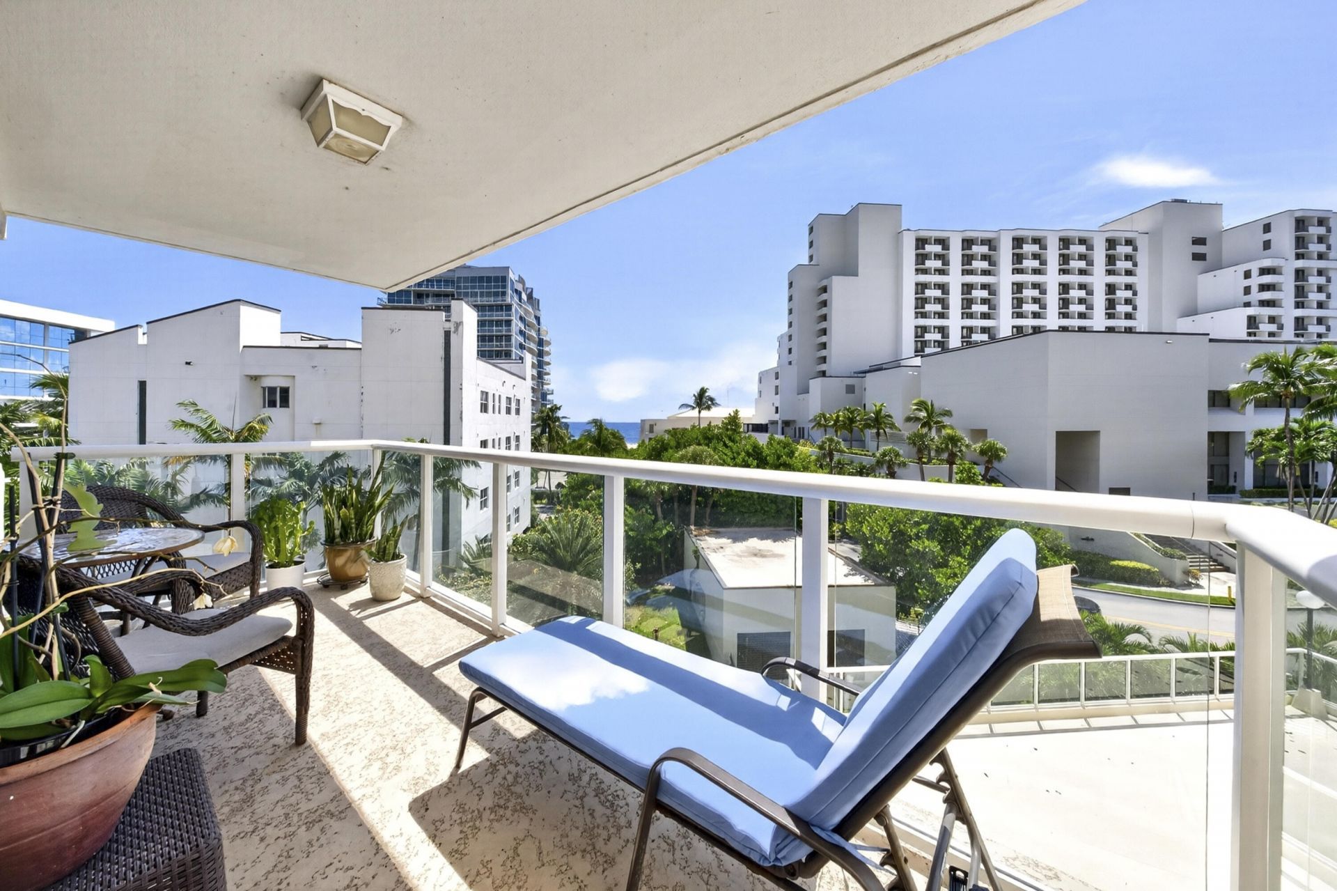 3000 Holiday Drive, Unit 502, Fort Lauderdale, FL 33316 Photo