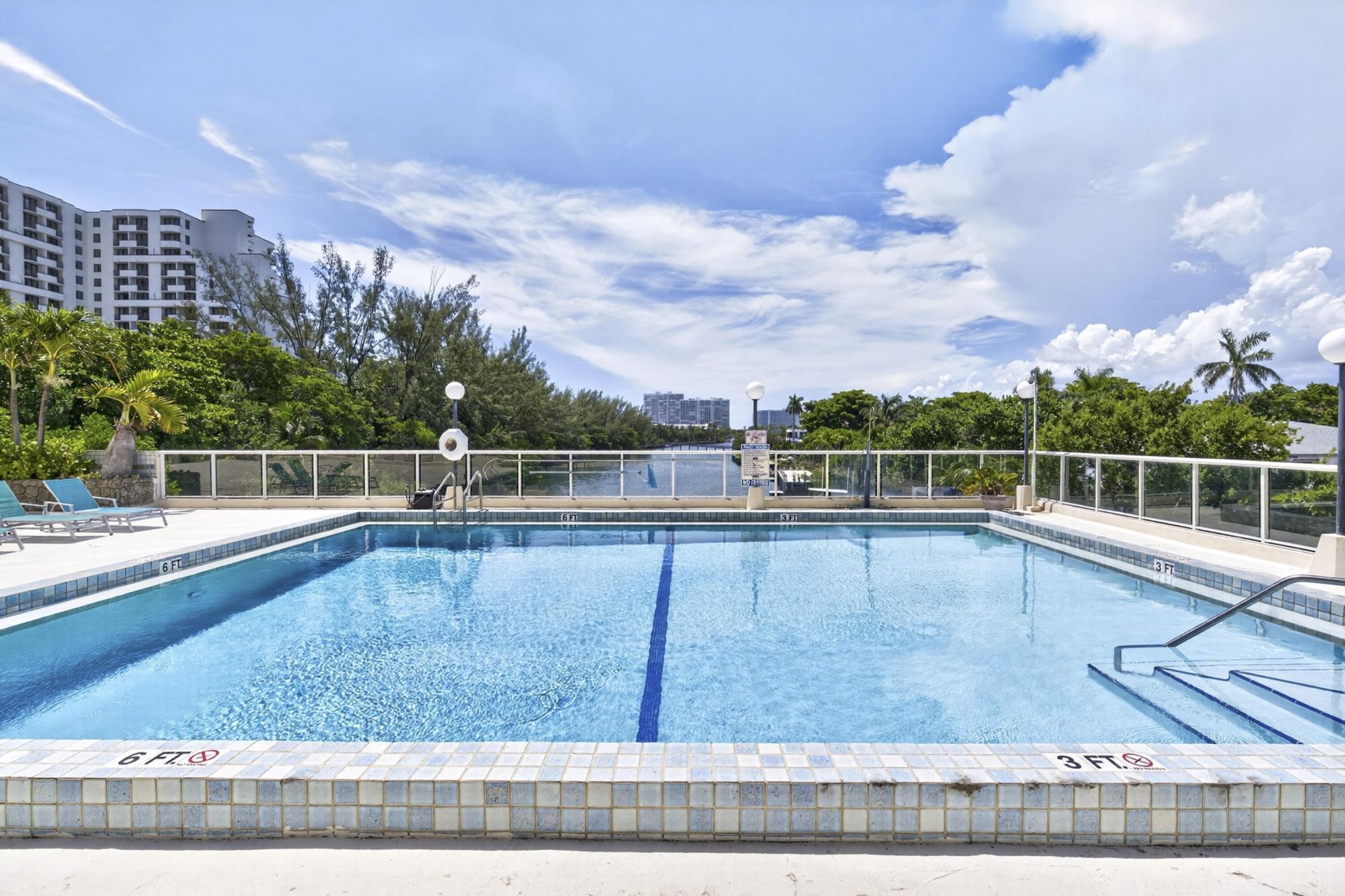 3000 Holiday Drive, Unit 502, Fort Lauderdale, FL 33316 Photo