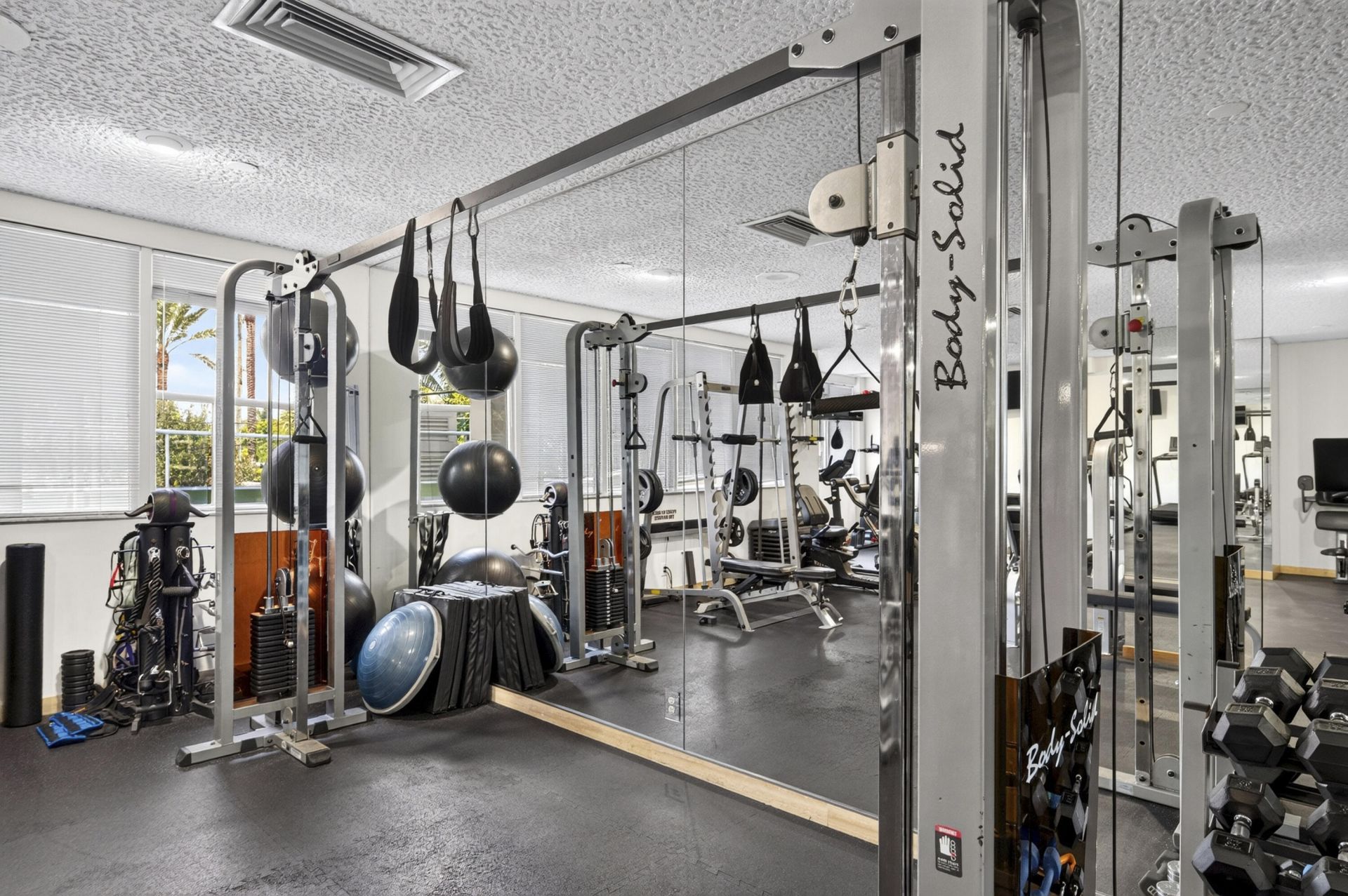 3000 Holiday Drive, Unit 502, Fort Lauderdale, FL 33316 Photo