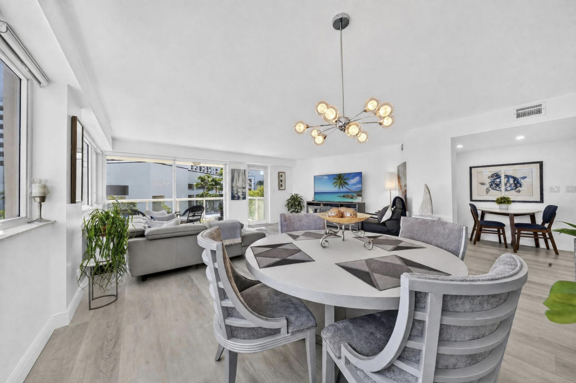 3000 Holiday Drive, Unit 502, Fort Lauderdale, FL 33316 Photo