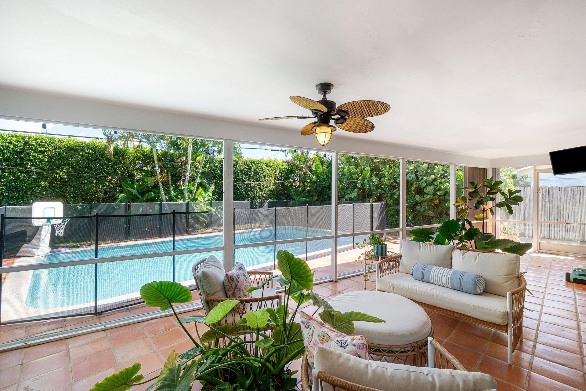 943 SW 5th Street, Boca Raton, FL 33486 Photo
