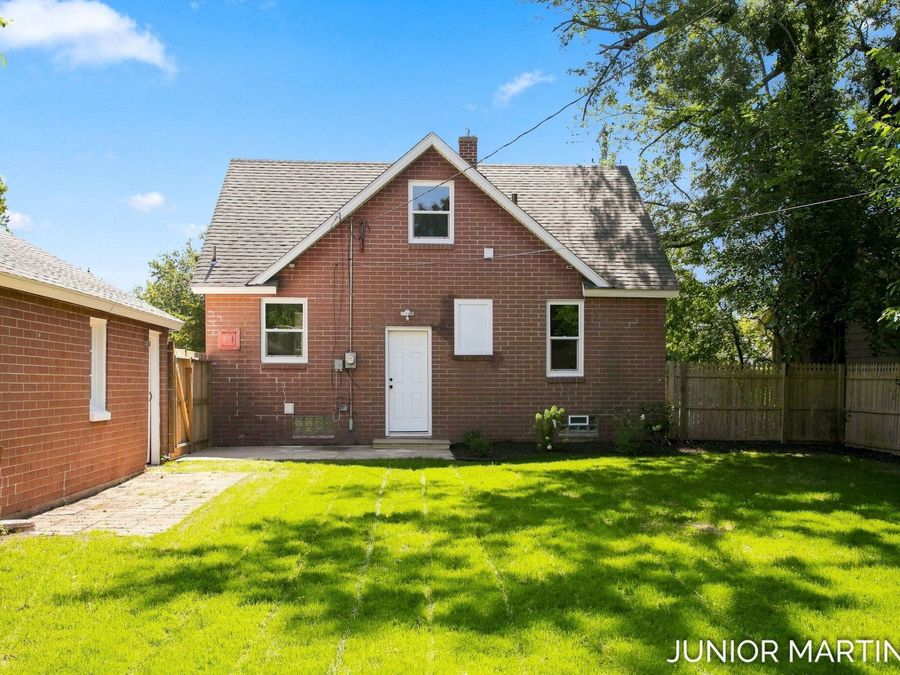 Property Image 5