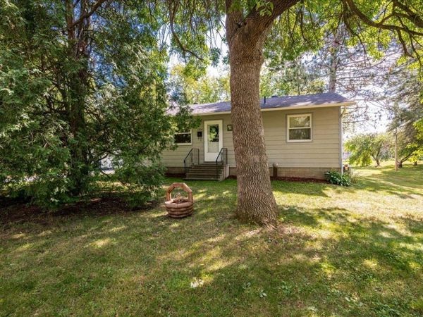 1704 Doddridge Avenue , Cloquet, MN 55720