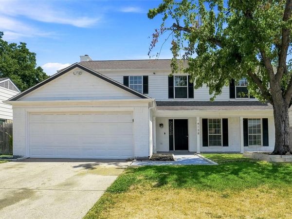 4138 Scotland Drive, Grand Prairie, TX 75052