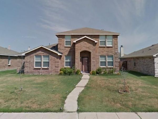 1027 Graystone Drive, Lancaster, TX 75134