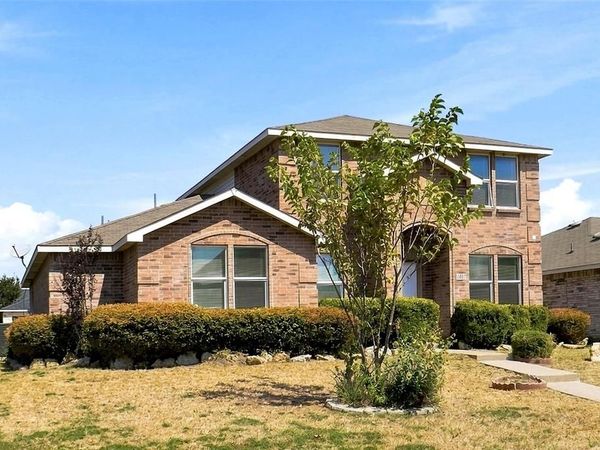 1027 Graystone Drive, Lancaster, TX 75134