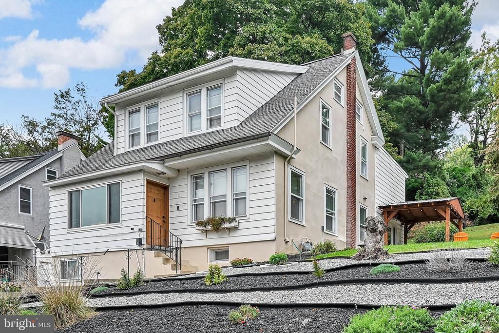 37 PARK ROAD, READING, PA 19609