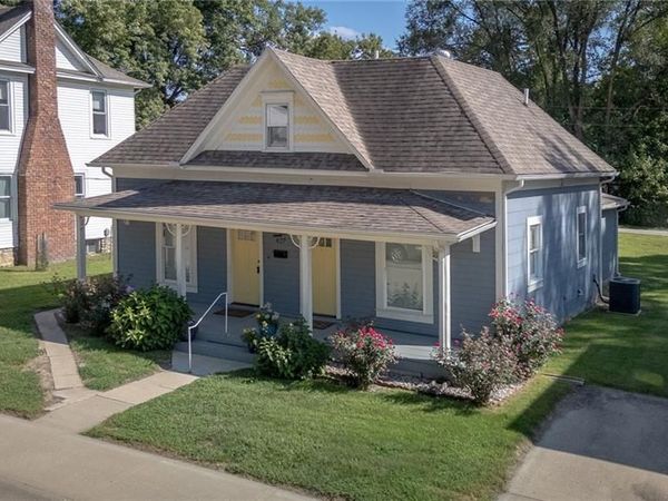 427 Benton Avenue, Excelsior Springs, MO 64024