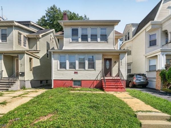 292 N Maple Ave, East Orange, NJ 07017