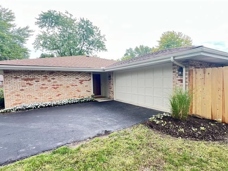1008 Old Stone Court, Centerville, OH 45459 Photo 3