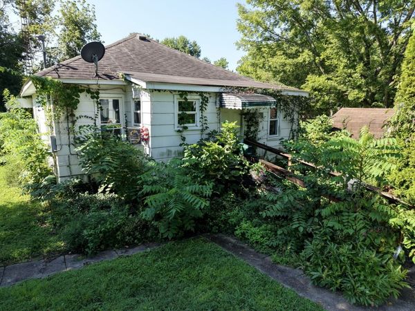 201 W 8th Street, West Frankfort, IL 62896