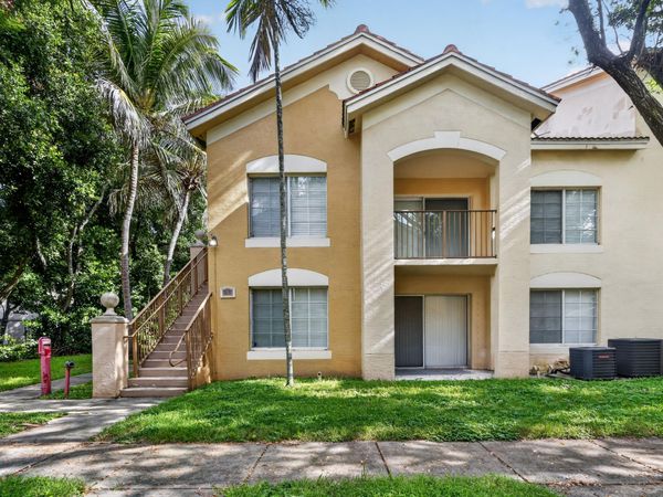 4271 SAN MARINO Boulevard, Unit 201, West Palm Beach, FL 33409
