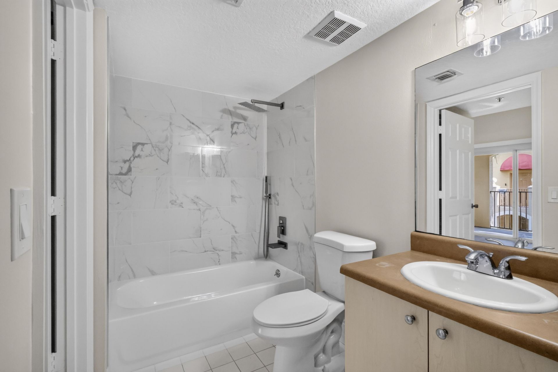 4271 San Marino Boulevard, Unit 201, West Palm Beach, FL 33409 Photo
