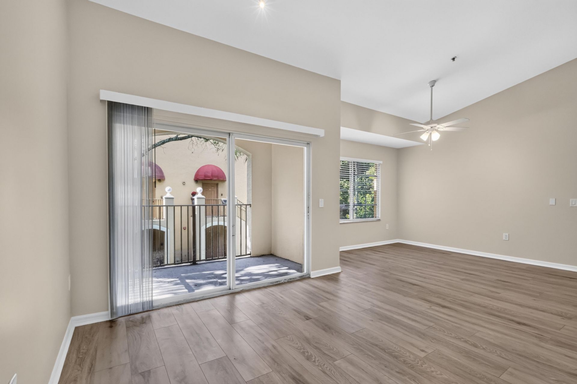 4271 San Marino Boulevard, Unit 201, West Palm Beach, FL 33409 Photo