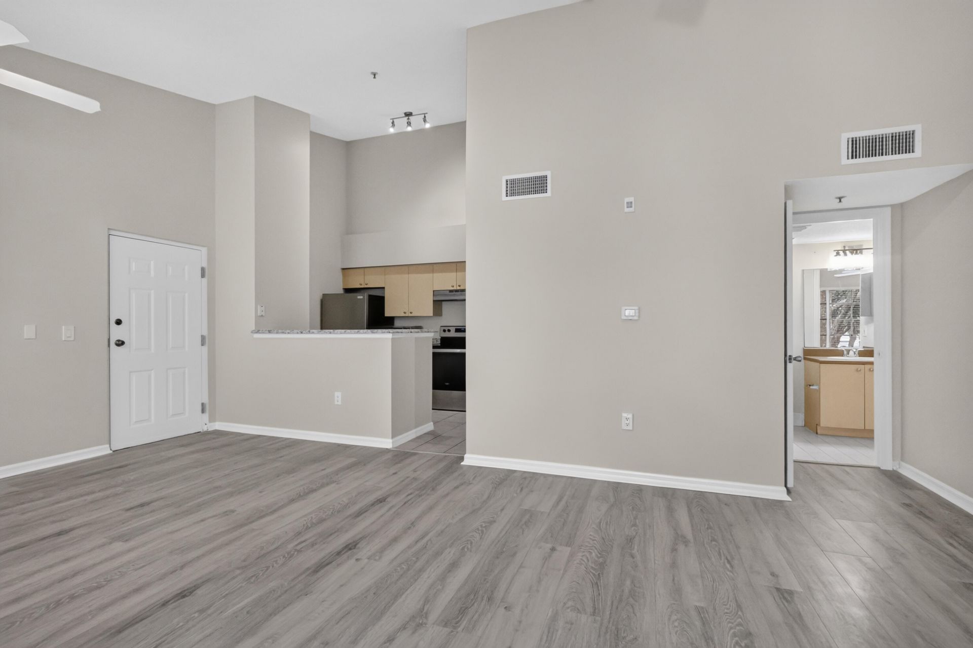 4271 San Marino Boulevard, Unit 201, West Palm Beach, FL 33409 Photo