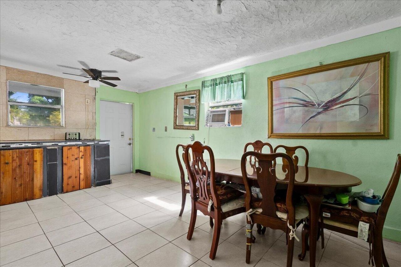 1740 11th Avenue N, Lake Worth Beach, FL 33460 Photo