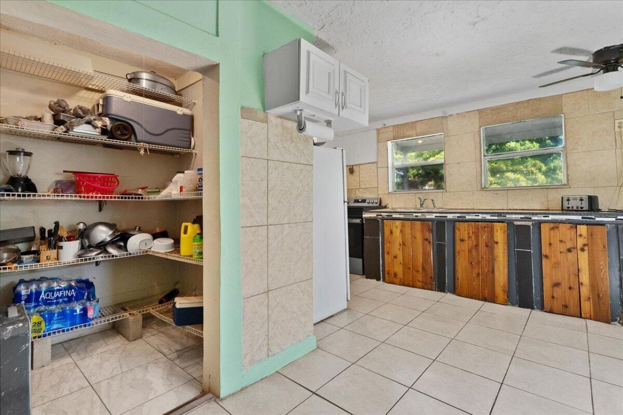 1740 11th Avenue N, Lake Worth Beach, FL 33460 Photo