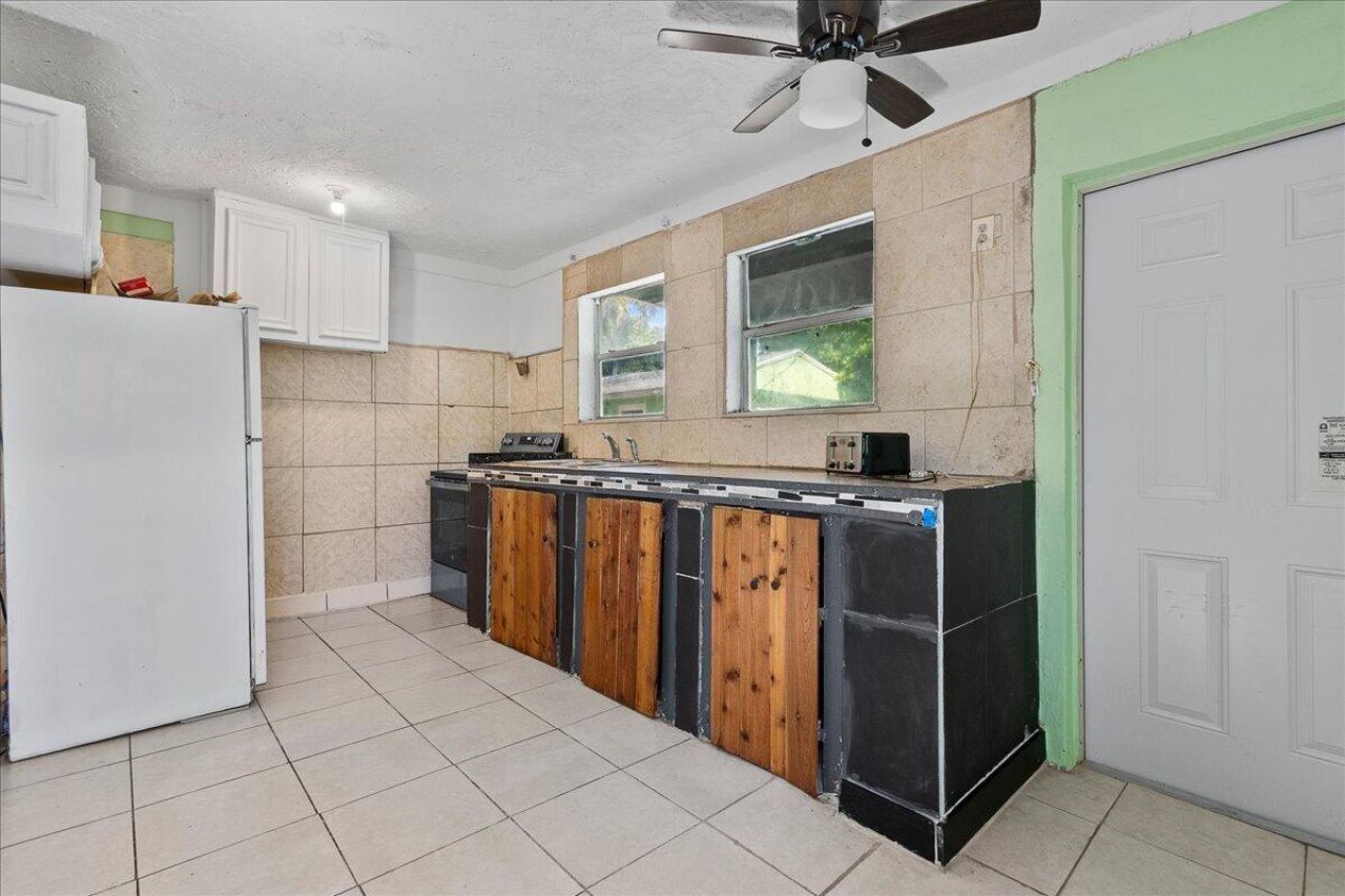 1740 11th Avenue N, Lake Worth Beach, FL 33460 Photo