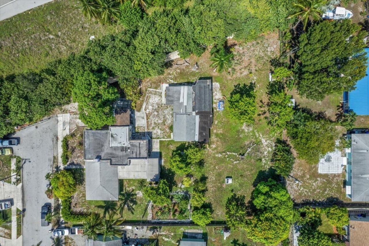 1740 11th Avenue N, Lake Worth Beach, FL 33460 Photo