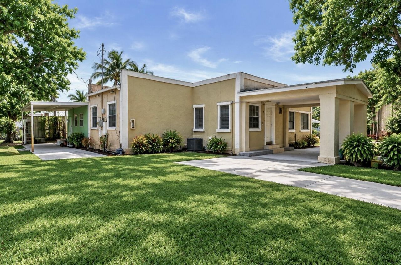 1740 11th Avenue N, Lake Worth Beach, FL 33460 Photo