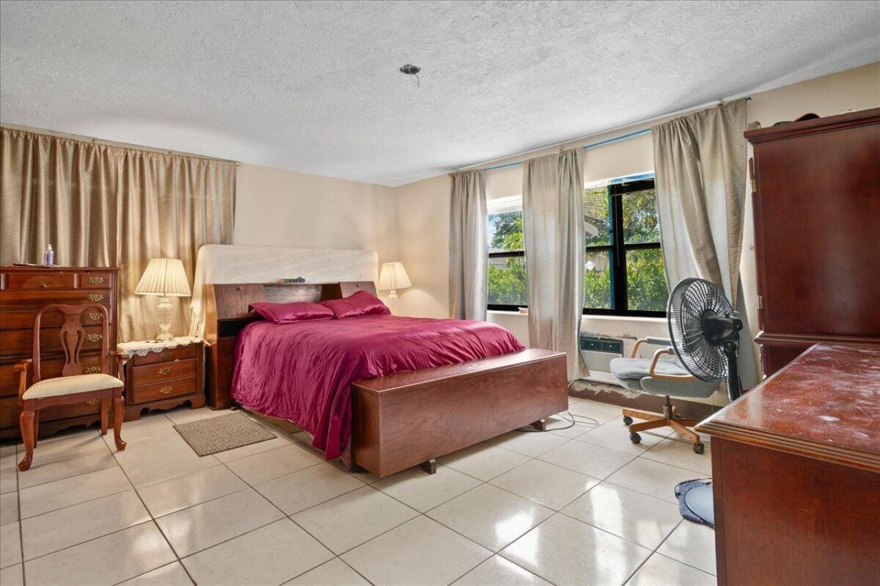 1740 11th Avenue N, Lake Worth Beach, FL 33460 Photo