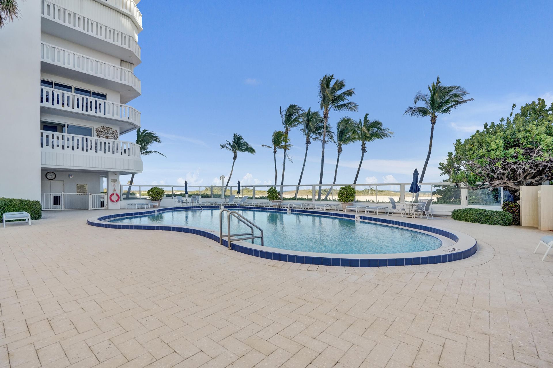 1012 N Ocean Boulevard, Unit 905, Pompano Beach, FL 33062 Photo