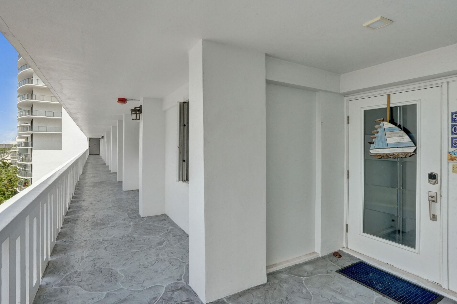 1012 N Ocean Boulevard, Unit 905, Pompano Beach, FL 33062 Photo