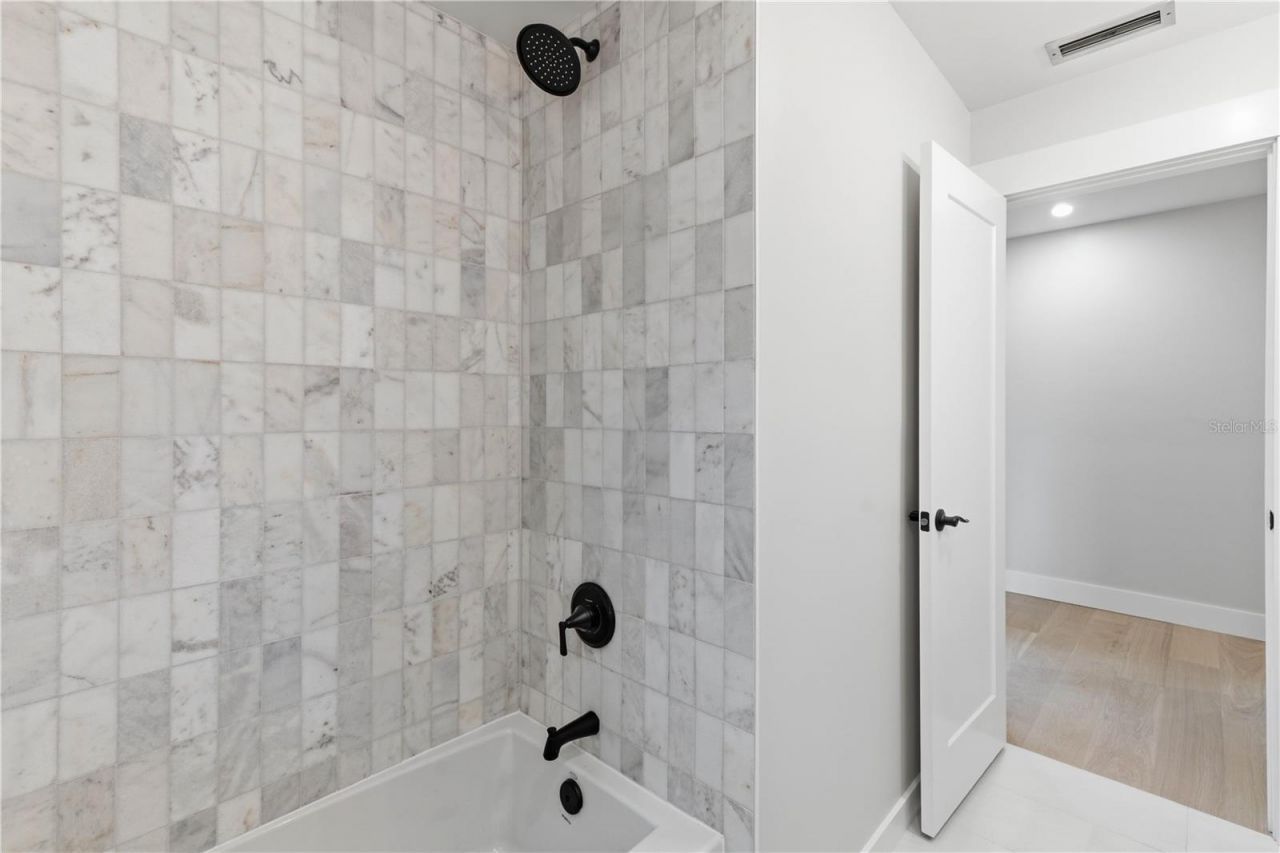 2218 Hennesen Drive, Clearwater, FL 33764 Photo