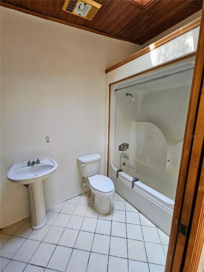 4447 Tidewater Drive , Orlando, FL 32812 Photo