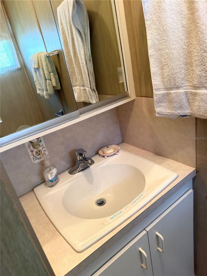 5037 9th Street W, Bradenton, FL 34207 Photo