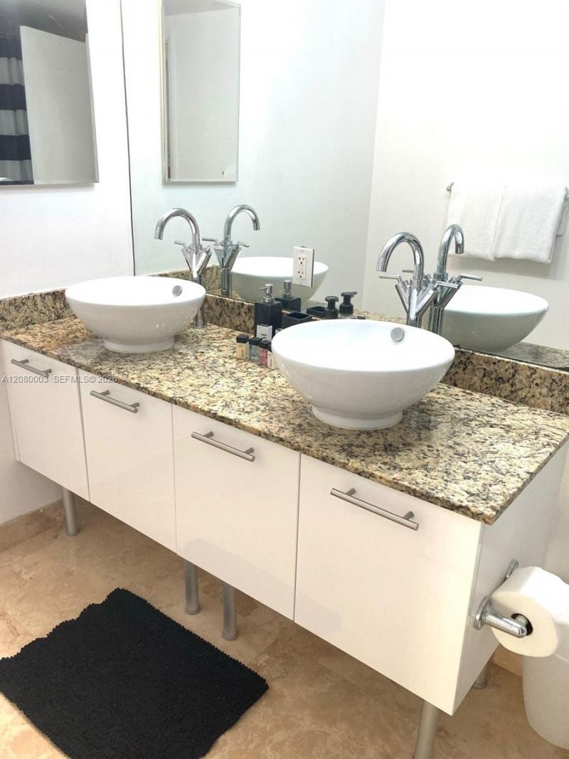 41 SE 5th St , Unit 1204, Miami, FL 33131 Photo