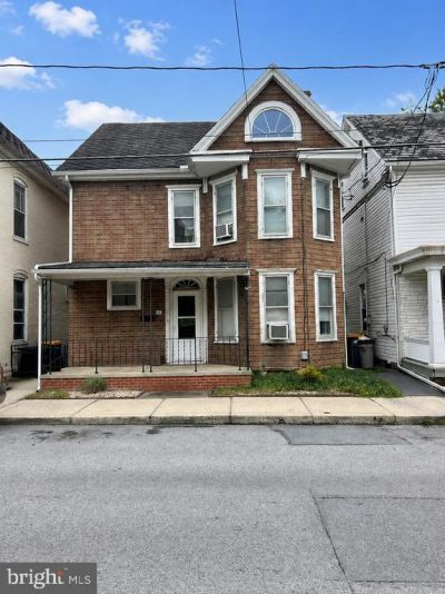 118 W SECOND STREET, WAYNESBORO, PA 17268