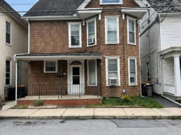 118 W SECOND STREET, WAYNESBORO, PA 17268