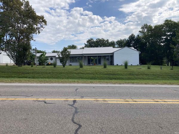 2052 N State Road 61 Road, Petersburg, IN 47567