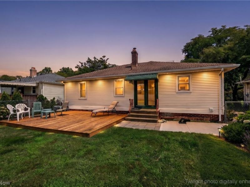 6290 Mandalay Drive, Parma Heights, OH 44130 Photo 3