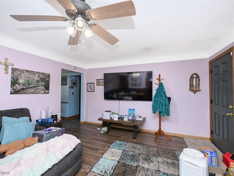 6290 Mandalay Drive, Parma Heights, OH 44130 Photo 5