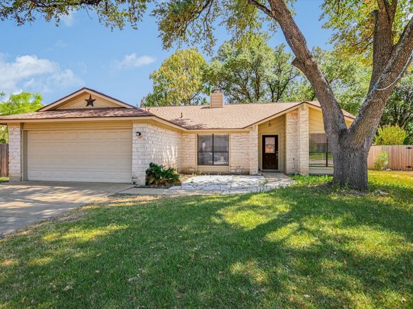 1602 E Messick LOOP , Round Rock, TX 78681