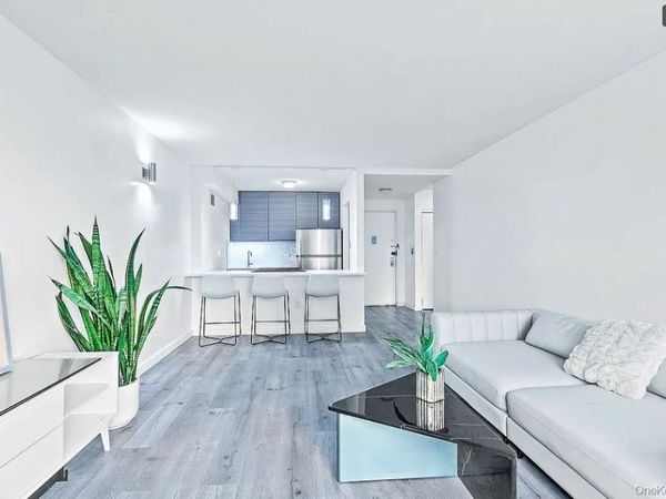 280 Rector Place , Unit 9H, New York (Manhattan), NY 10280