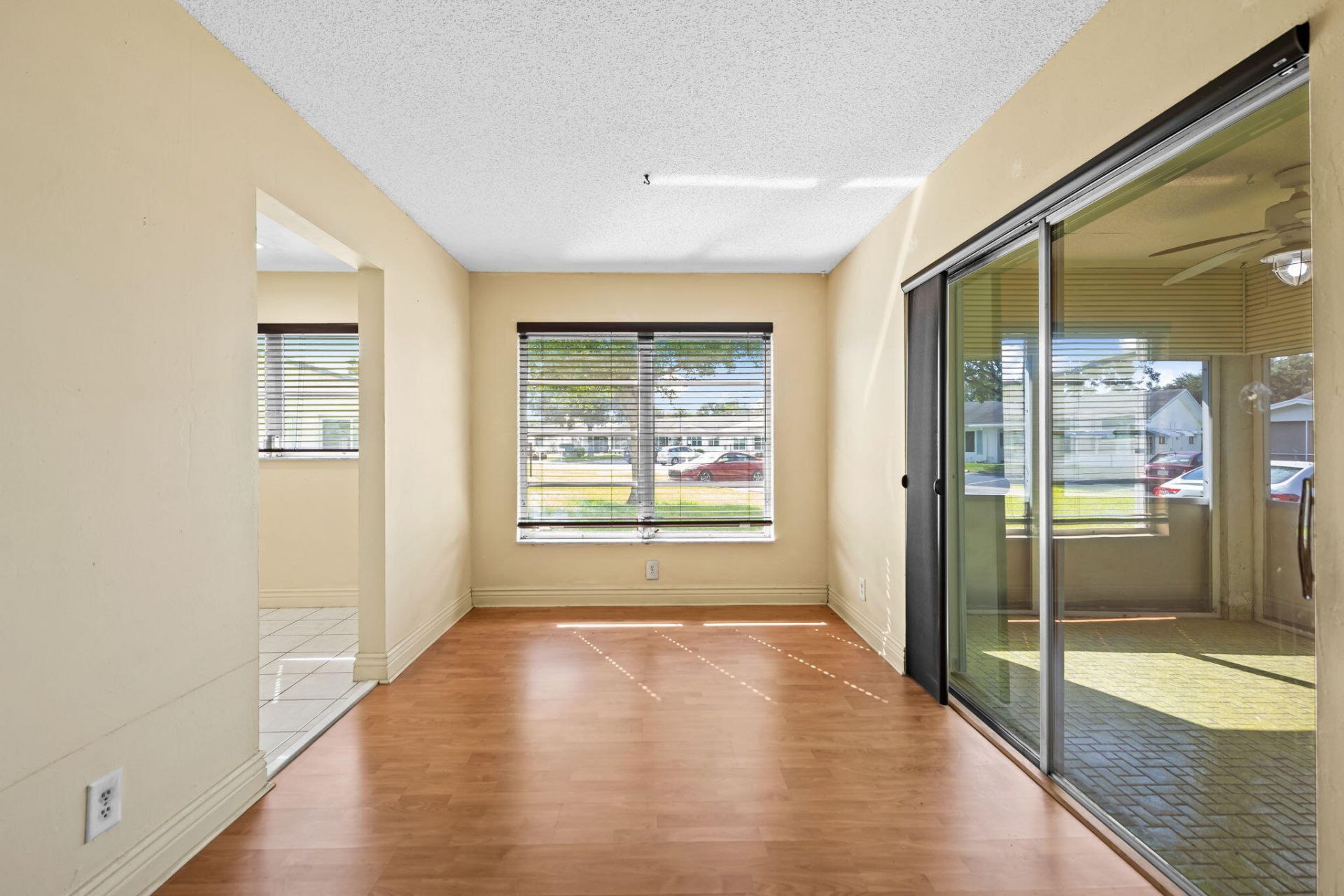 8711 NW 10th Street, Unit D101, Plantation, FL 33322 Photo